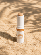 Skinmoods Sunscreen Stick SPF50 Tinted in a sunny sandbeach